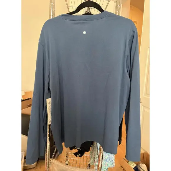NWT Lululemon Swiftly Relaxed Long Sleeve size 12 - Picture 3 of 3